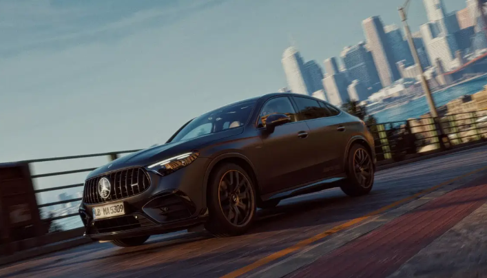 配备漂移模式！但收费... 梅赛德斯-AMG GLC 53系列官图发布