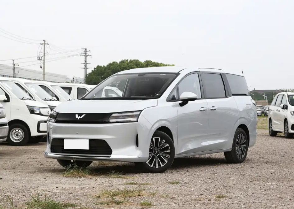 累计销量破3.3万台/送充电桩等 五菱星光730推3月份限时购车权益