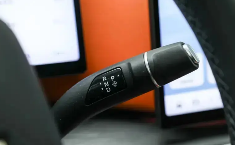 魏牌V9X开启预售 预售价37.18万元起