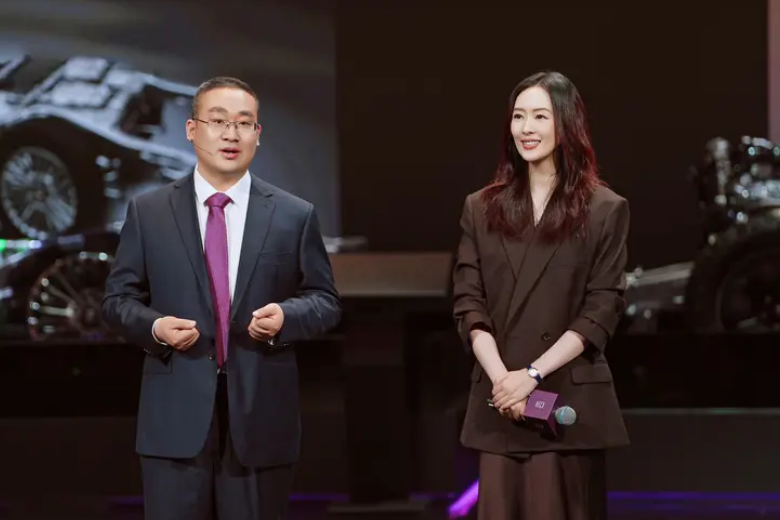 全新坦克700诠释中国原创豪华