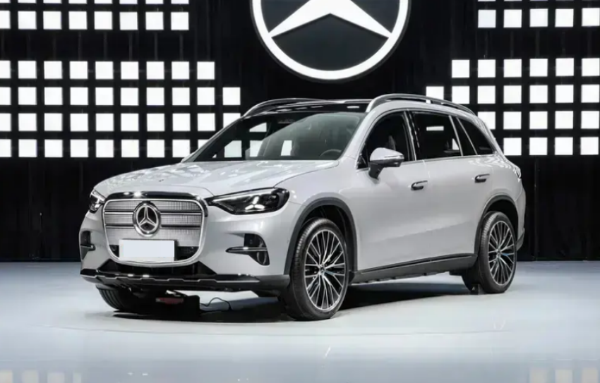 全新奔驰纯电GLC SUV