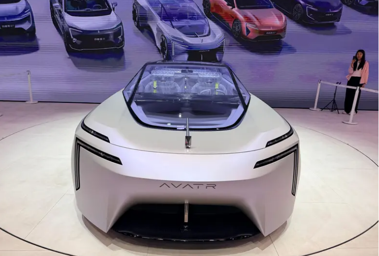 2026重庆车展：阿维塔概念车VISION XPECTRA国内亮相