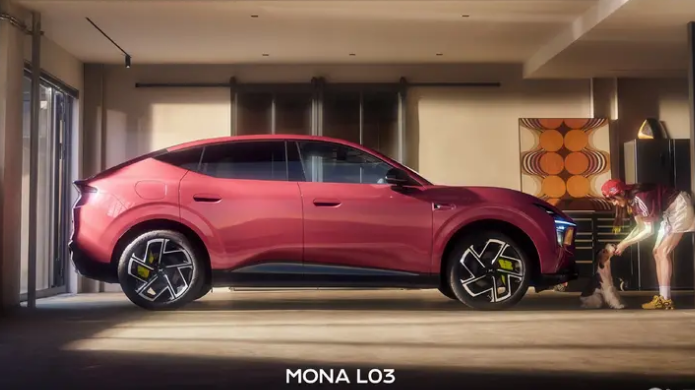 小鹏MONA L03内饰官图 将于7月正式发布