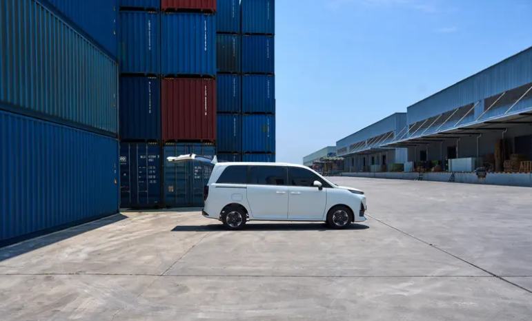 鑫源向上V6正式上市 售价区间6.98-9.48万元