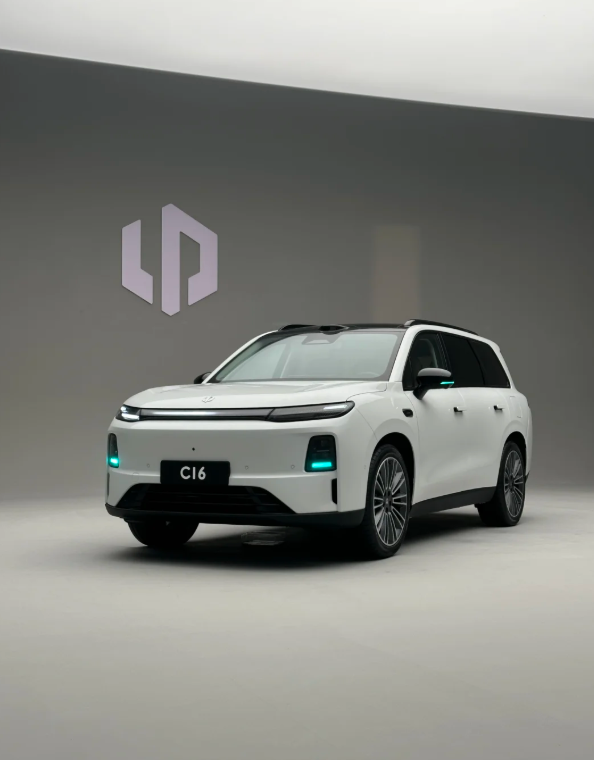 新款零跑C16