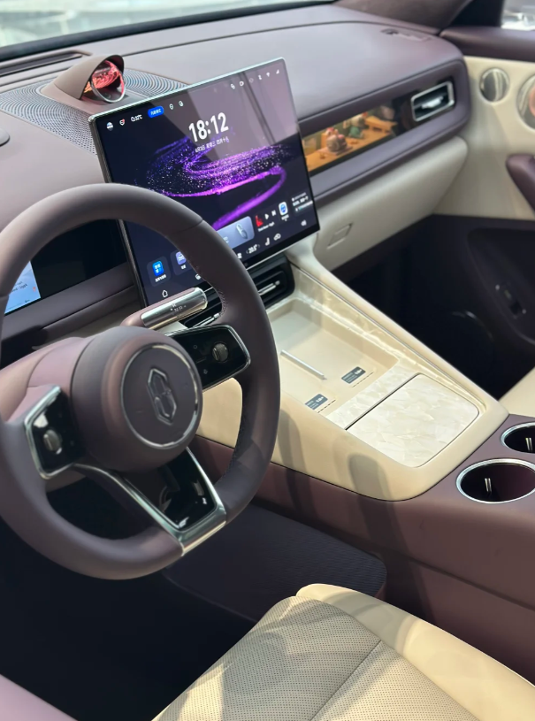 问界 M6